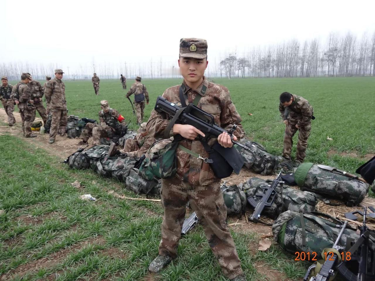 山里的黄昏总容易让人想起旧事军旅生活