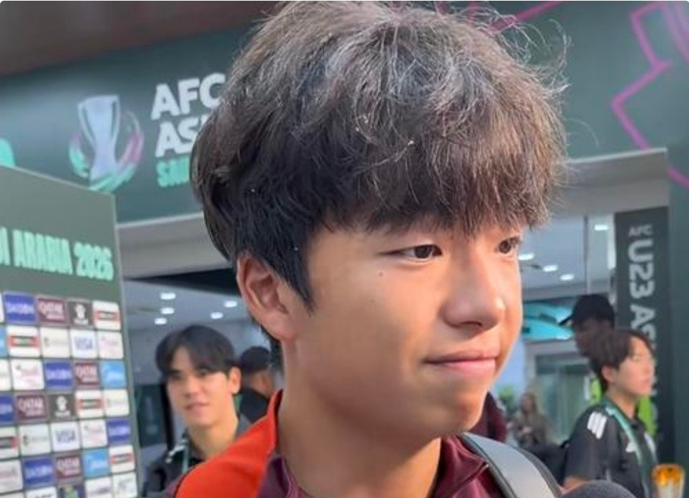 U23国足0比4日本队李镇全：踢日本队有种无力感，能拿到亚军并不靠的不是运气U2