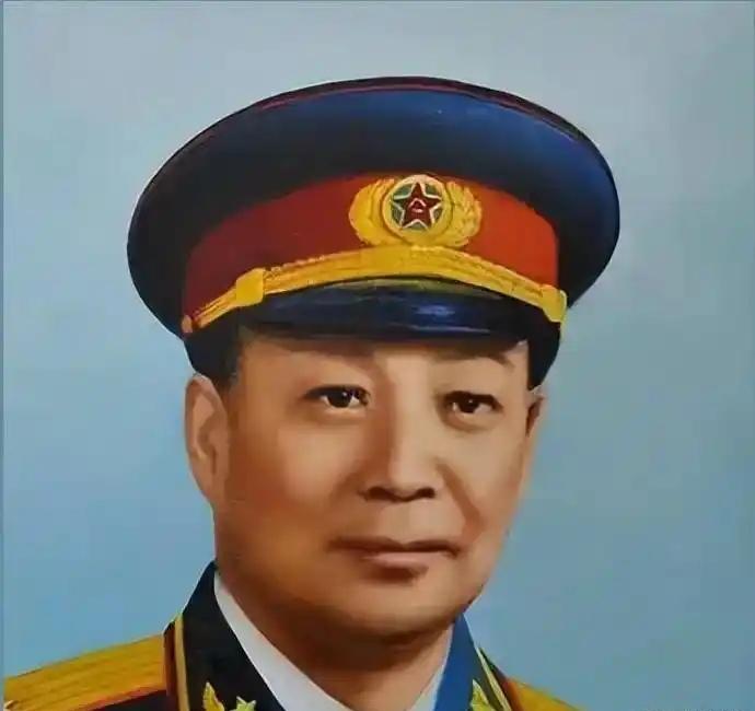 1945年秋，时任十二团政委的刘光涛将军率十二团，随冀热辽军区十六分区司令员曾克