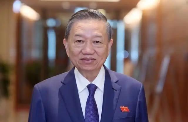 闹剧收场！越南670亿美金高铁梦碎。越南那场轰动全球的高铁闹剧，终于以Vingr