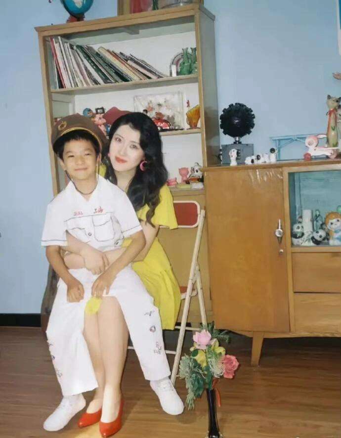 九十年代，什么样的家庭才能达到这样的水平？