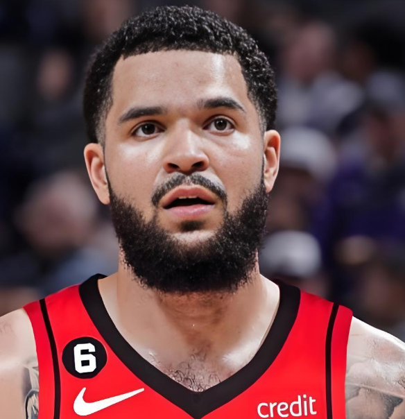 火箭破局的点就是范乔丹复出现在火箭的进攻一团乱麻，范乔丹未必是组织高手，但是能