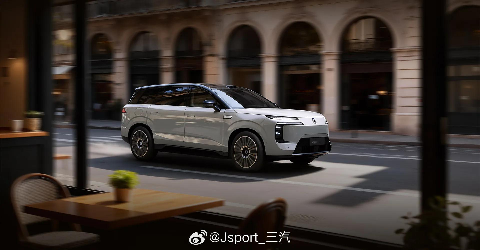 腾势n8这和N9有啥大区别价格下来一大截重量还是3吨大汉​​​​哦对了，轮毂