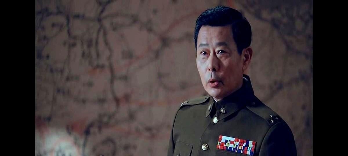 我跟你讲，看《沉默的荣耀》的时候，有个镜头我直接暂停了。我当时就认定是剧组不走