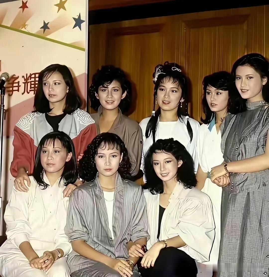 事实证明，还是古装造型最好看。