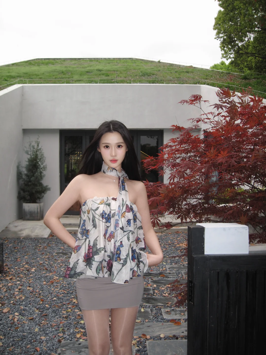 是袜子，不是涂了油