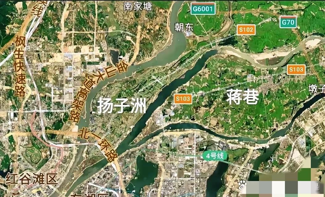 南昌市的青云谱区、东湖区和西湖区面积都太小了，建议南昌将东湖区和西湖区合并。这