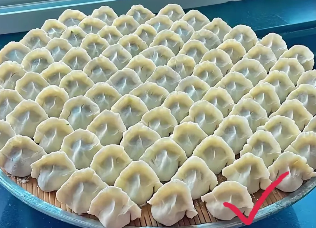 什么是低端家庭？去他们家吃顿饭便知晓。并非生活窘迫，吃不上山珍海味，而是