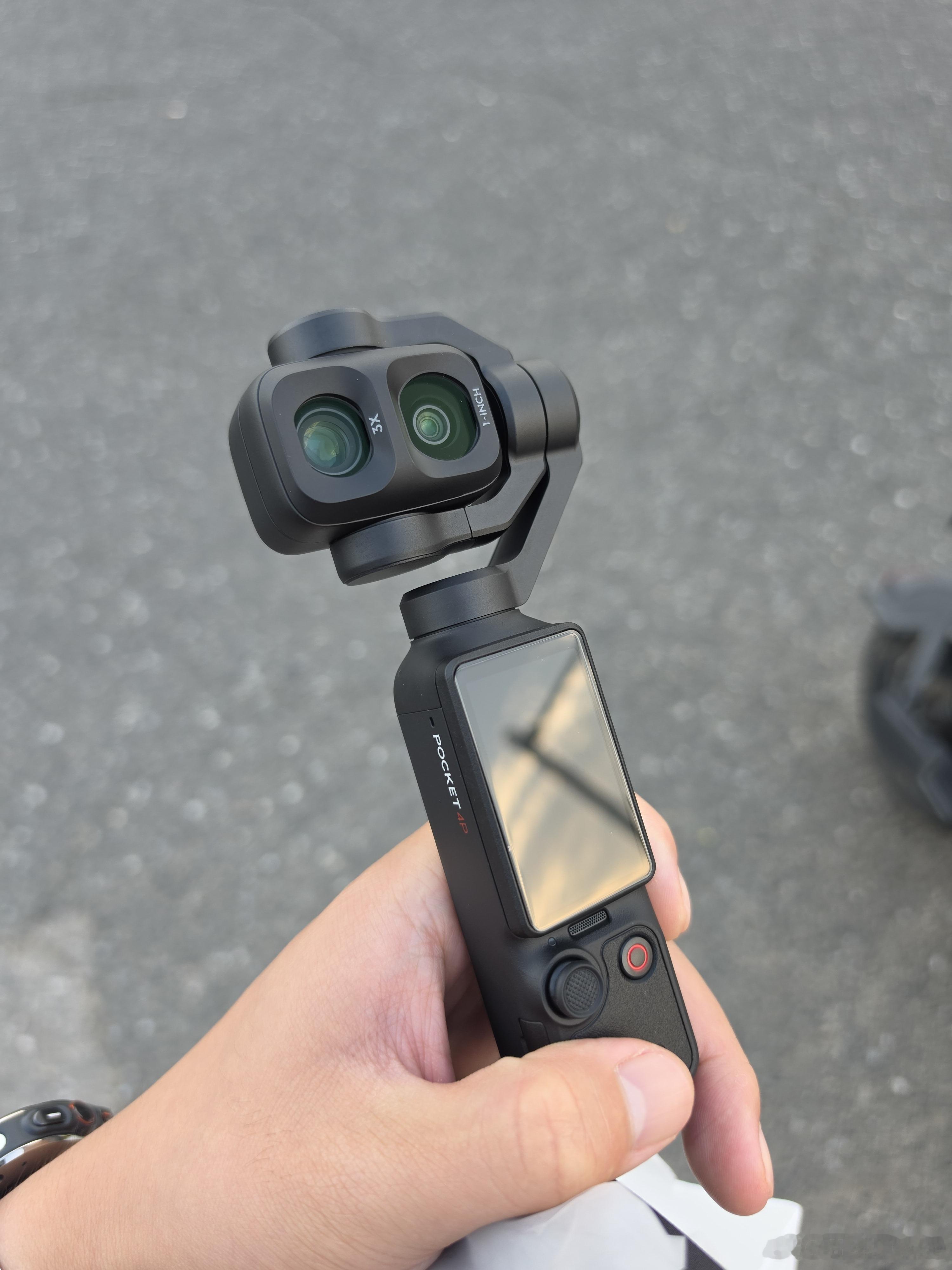 大疆Pocket4P根本抢不到，最后是去武汉旅游的山西朋友给我人肉回北京的