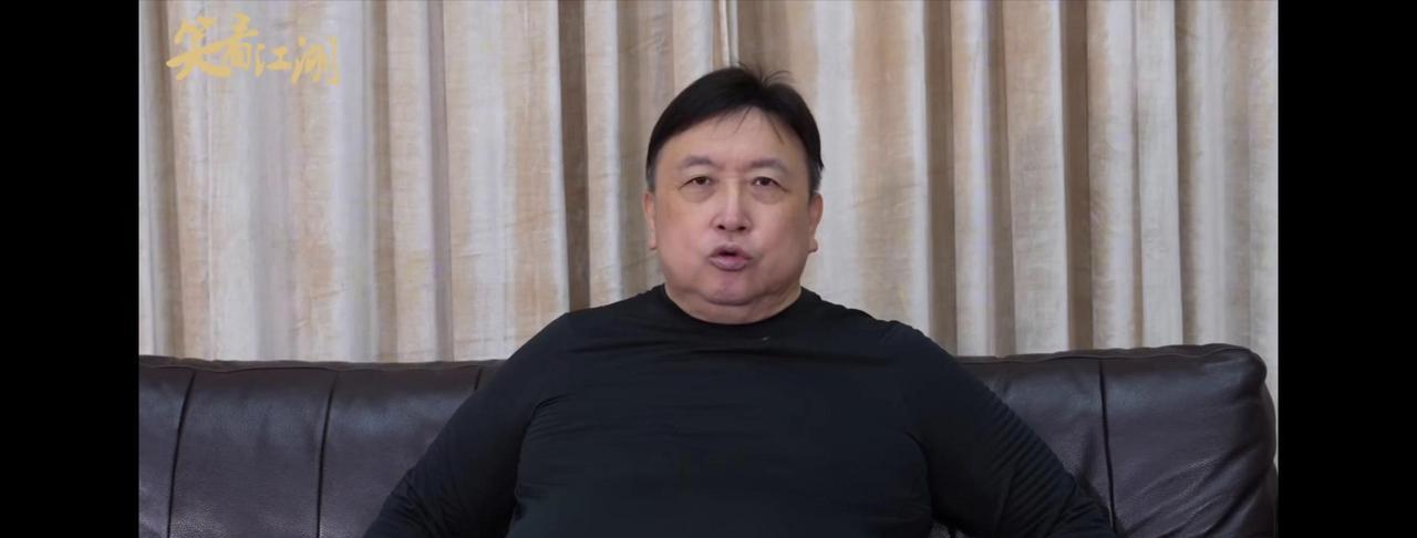 一座影帝奖杯，能让两个经典角色在20年后继续“打架”。王晶最近公开提起第23