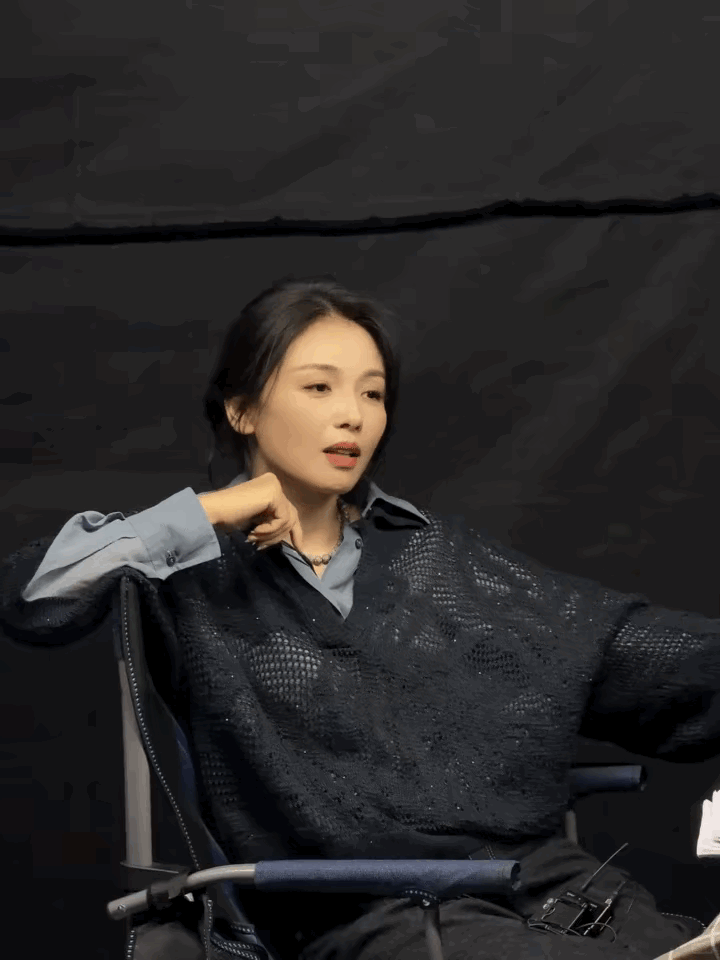 47岁的刘涛状态保养那么好，确实很绝了！近期她的活动生图惊艳全网，颜值身
