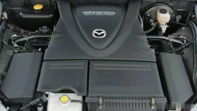 但凡在中国开车的，都不会相信这句话——马自达特别爱用的转子发动机其实才是性能最强