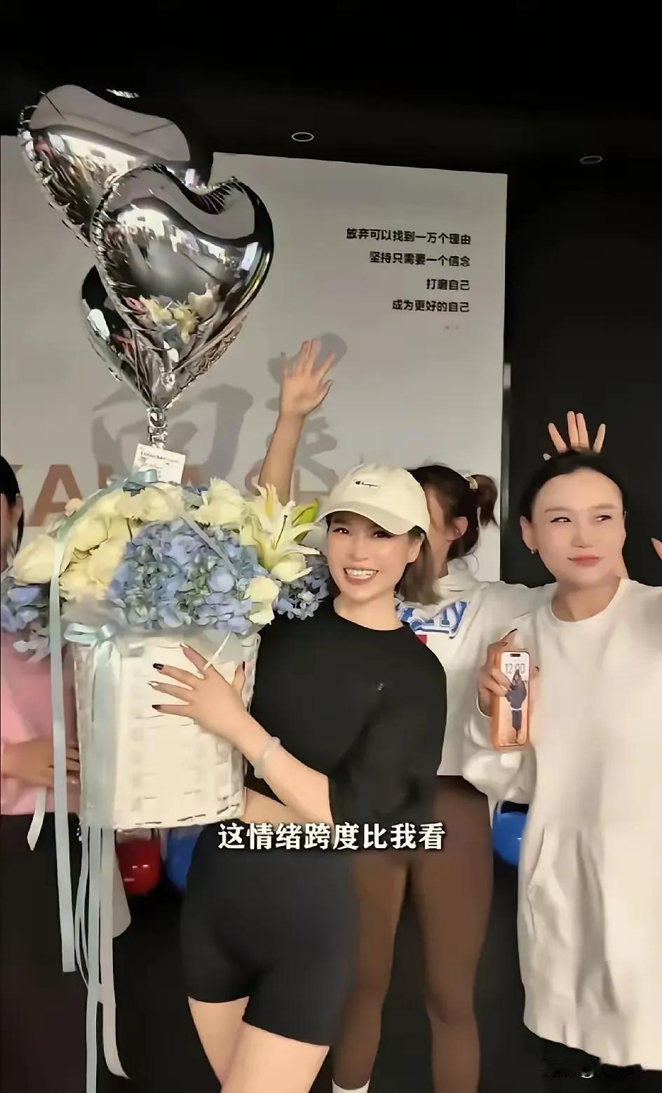 见过嚣张的，没见过这么毫无底线的！陕西安康这场“闺蜜变三姐”的闹剧，简直刷新了三