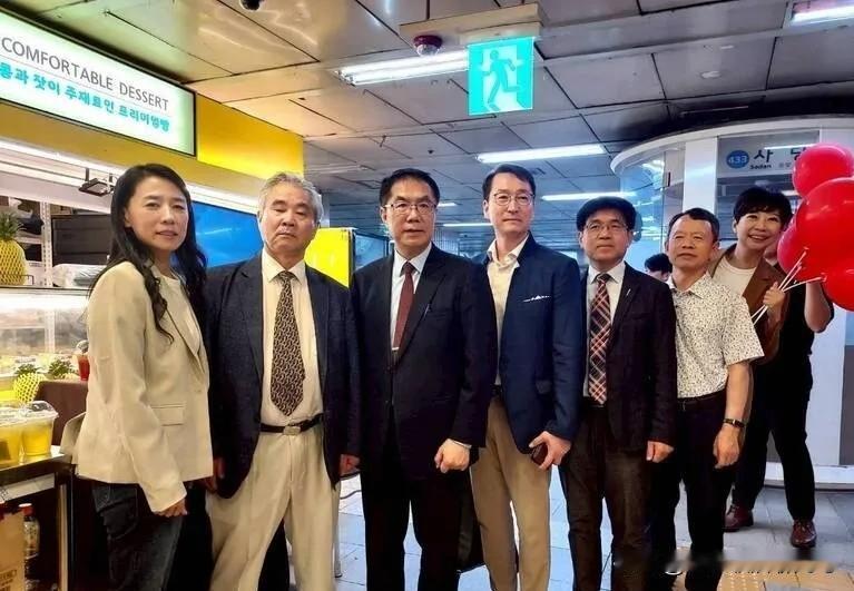 黄伟哲要去韩国了，黄智贤咋不说几句？绿营台南市长黄伟哲再度带队窜访韩国推销