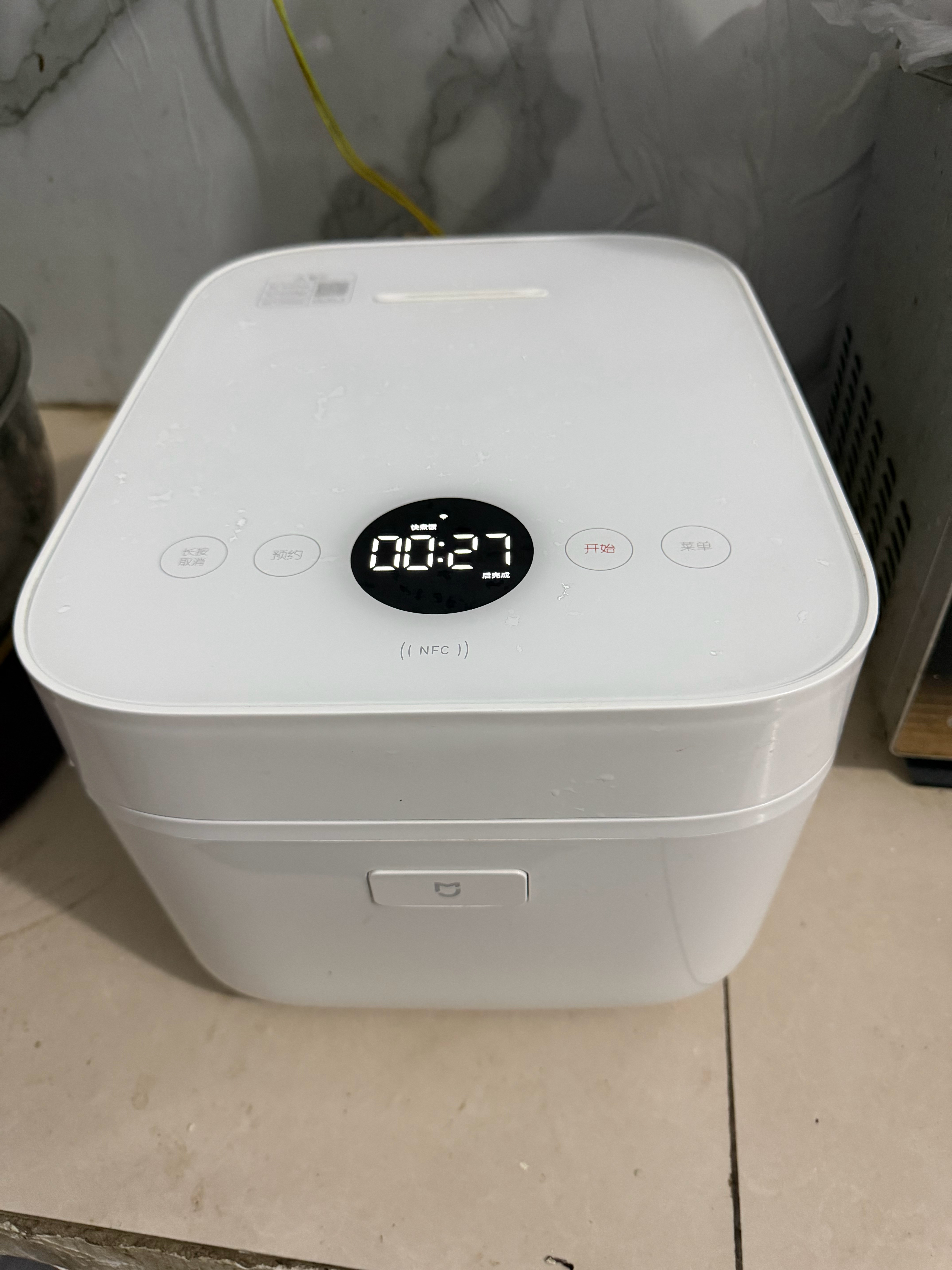 这样说吧，我河南商丘人吃馒头，基本是去超市买，很少自己做，吃米饭的次数很少。河南