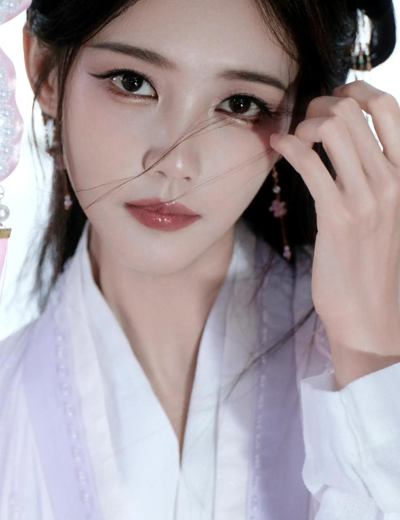 敢问仙女通往你心里的路怎么走[滑稽笑]李一桐娱乐