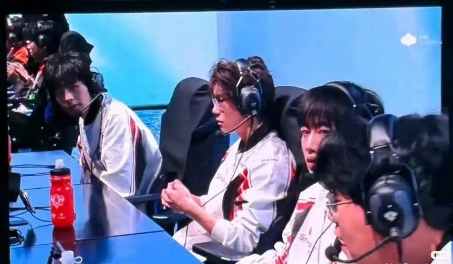 kpl眼神杀这块清融依旧稳定发挥