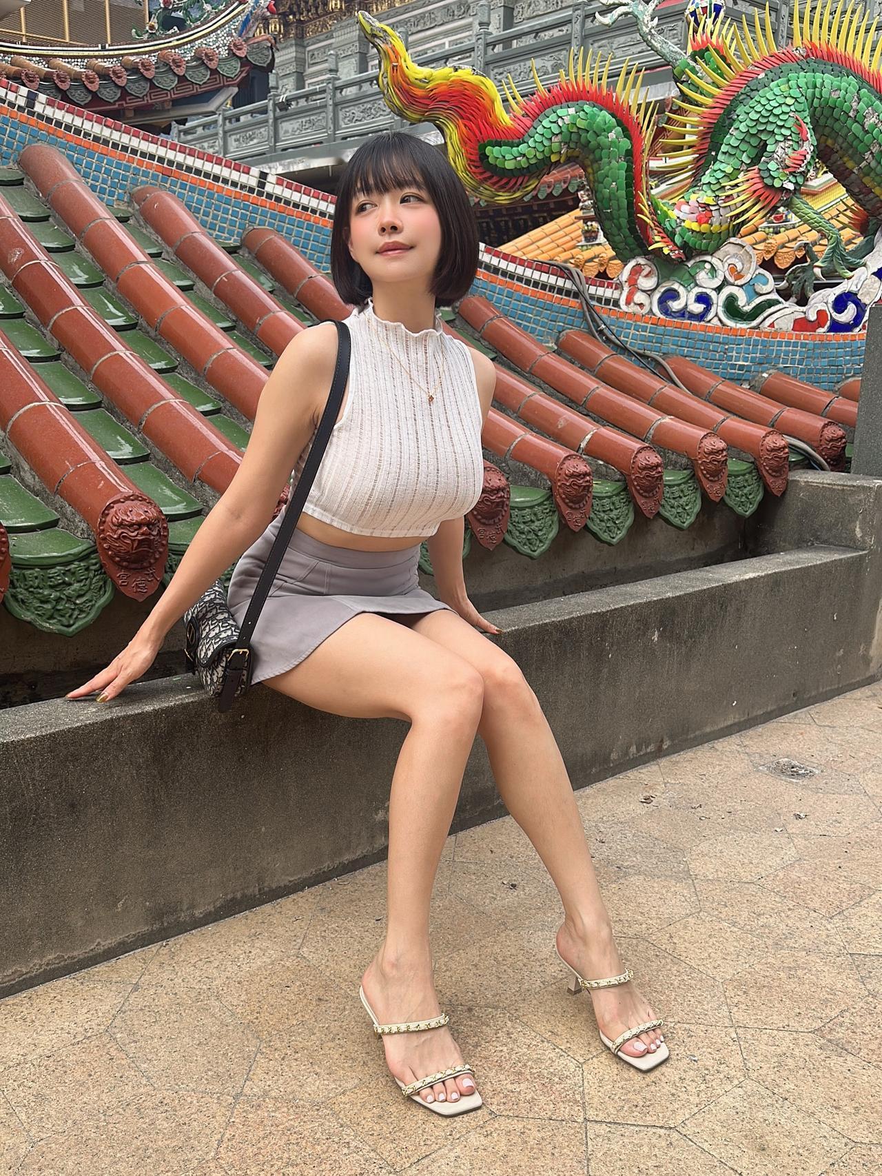 娃娃脸极品身材美女照片收藏