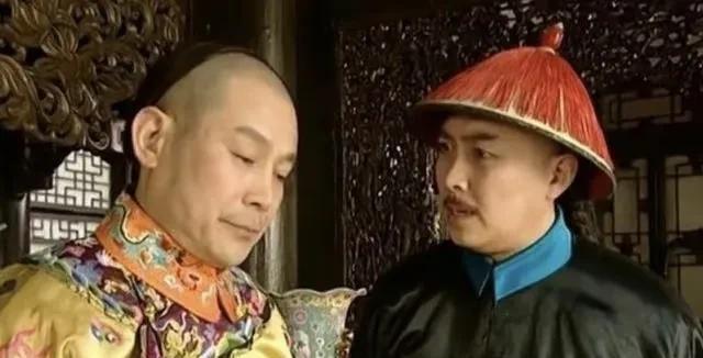 康熙对太子的感情挺复杂的，因为他两废两立都舍不得杀太子，舍不得把太子贬为庶人，舍
