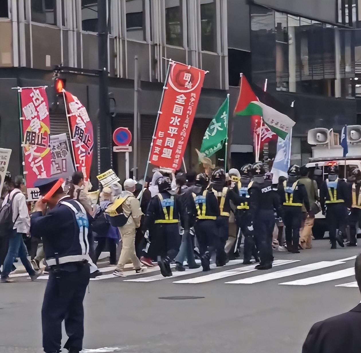 日本的神经紧绷，7.5级强震果然是序曲，日本气象厅的预测，日本后续或发生更大地震