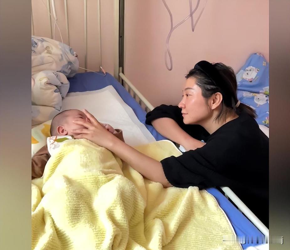 王暖暖经历坠崖、背叛等生死考验后迎来孩子，从玄学角度看意义非凡。她八字身旺食伤生