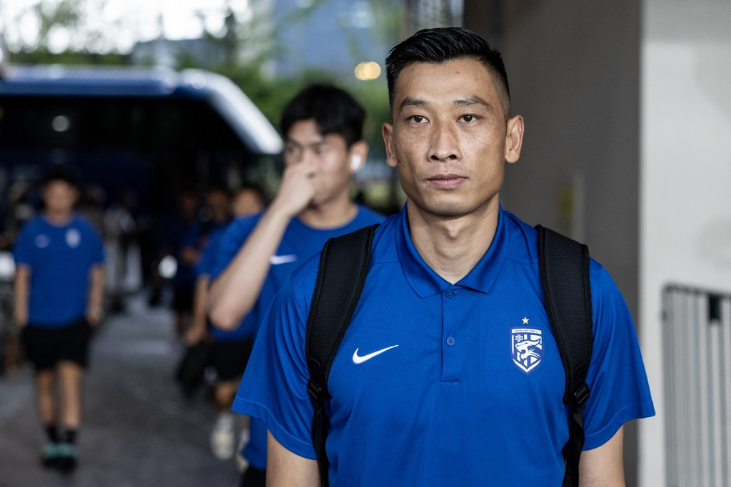 吴飞: 我一个替补上哪踢假球;但反抗起不了作用只能接受