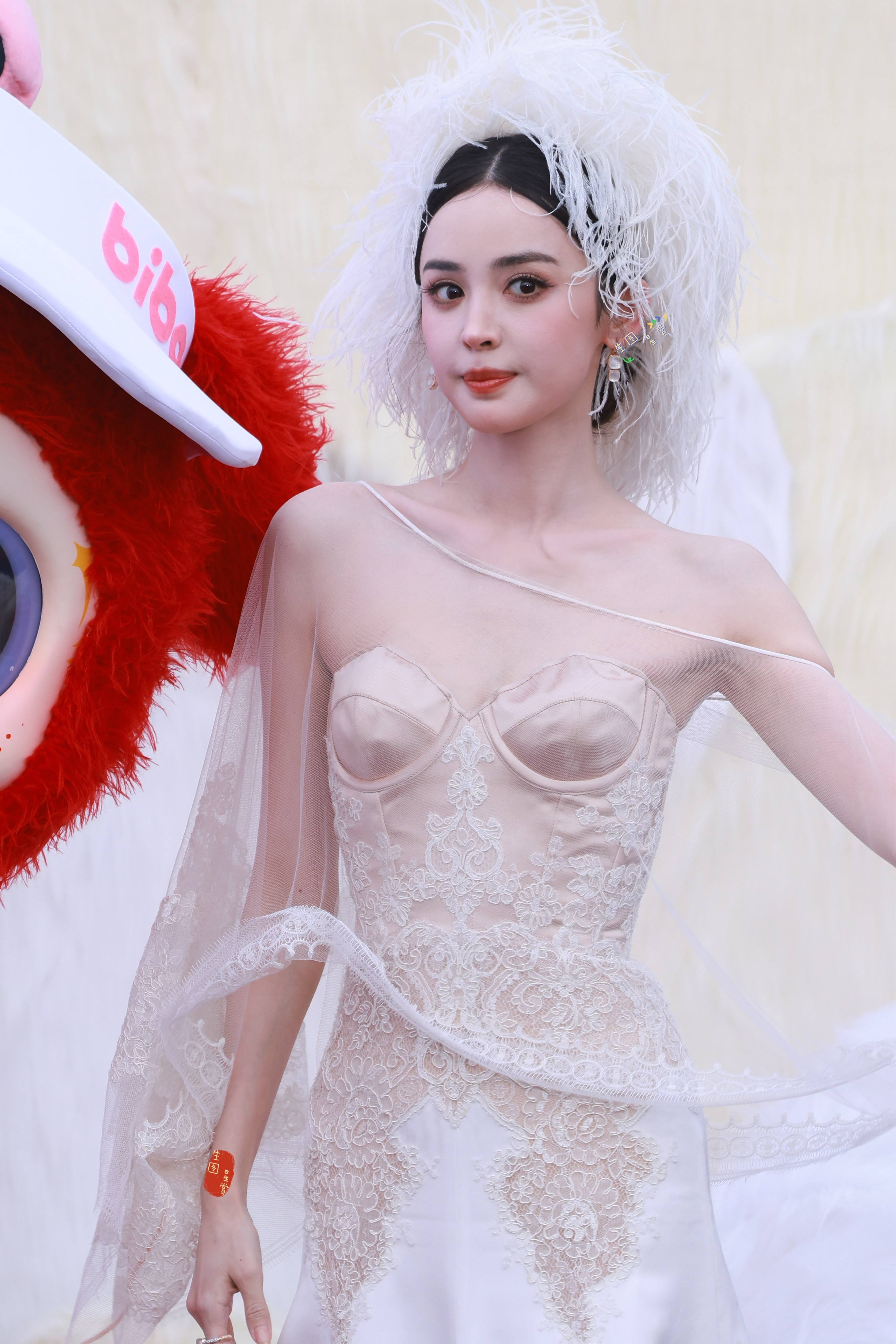 仙女娜扎今日降临武汉超级玩家芭莎之夜红毯生图直出​​​