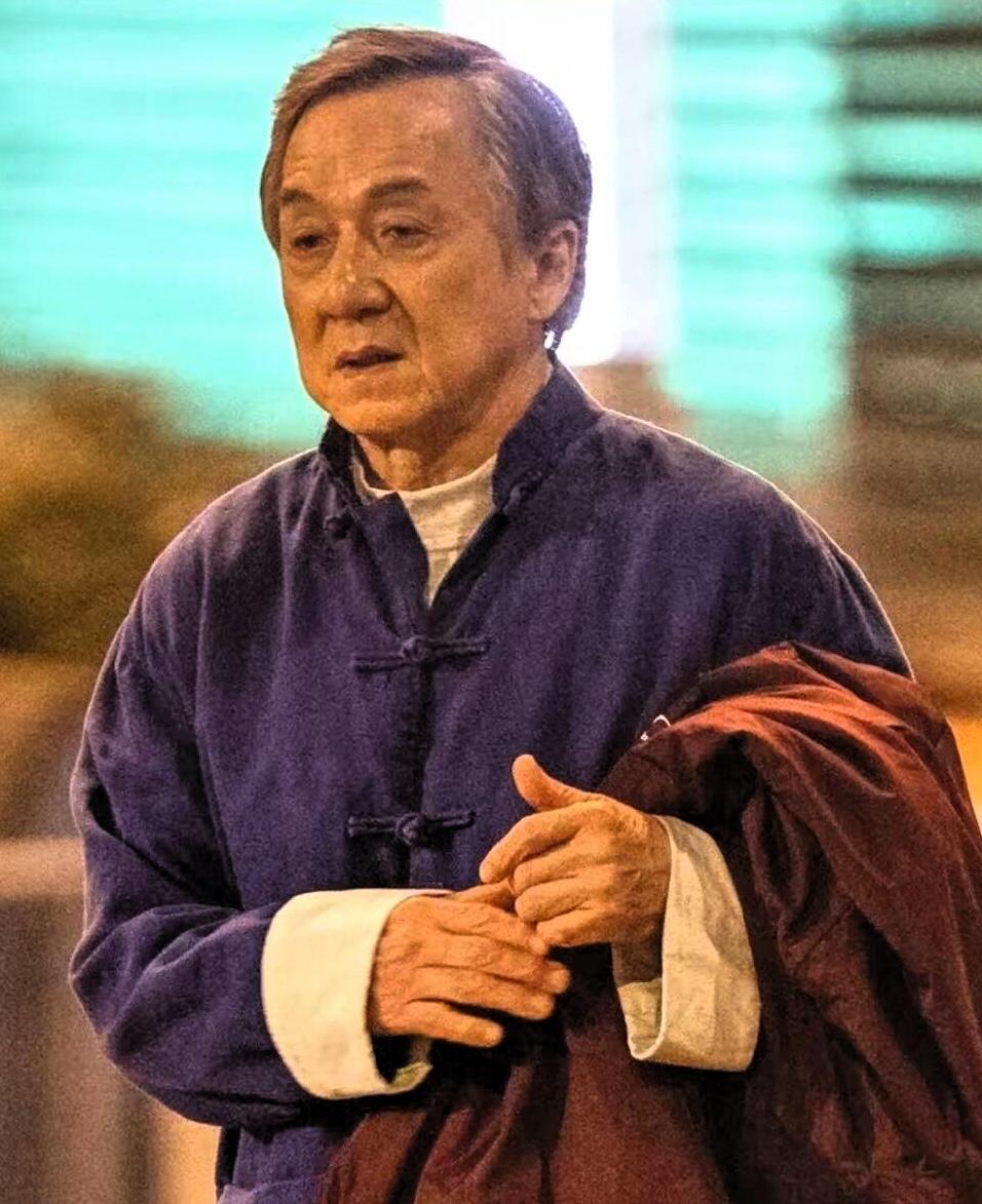 ⚠️⚠️❗️❗️成龙大哥这辈子大概率要遗憾终生了！他挣再多的钱，再有巨星光环，2