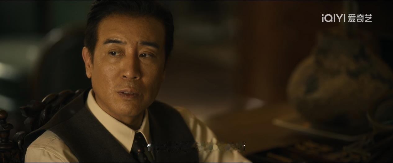 《八千里路云和月》中七哥的去世，真的让人心疼！因为一看到七哥那张脸，就知道他