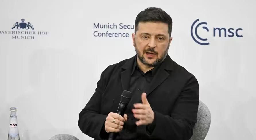 谁能想到！泽连斯基开出天价条件：给我2个月停火，我就选举，特朗普你上！国际政