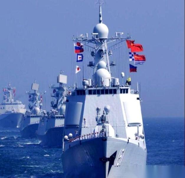 6月30日早上9点20分，南部战区官微甩出一条简短通告。通告显示，解放军在黄岩