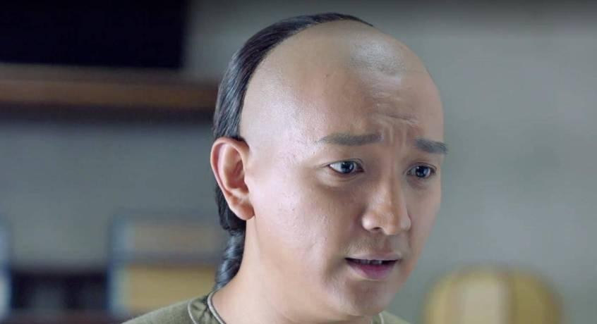 康熙朝的一次考试，有个考生带了36个馒头进考场，监考官不禁问道：你带这么多馒头干