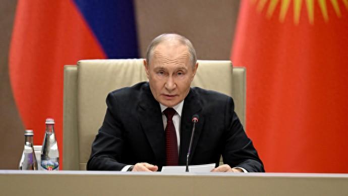 乌克兰最大的功绩，把俄罗斯从一个帝国打成了一个国家，把乌克兰自己从一个国家打成了