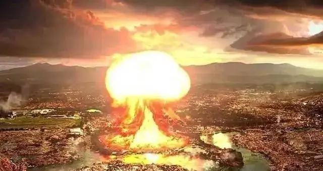 为什么美国核武器数量高于中国十倍以上，还惦记中国的核武器？答案就是美国害怕中国拥