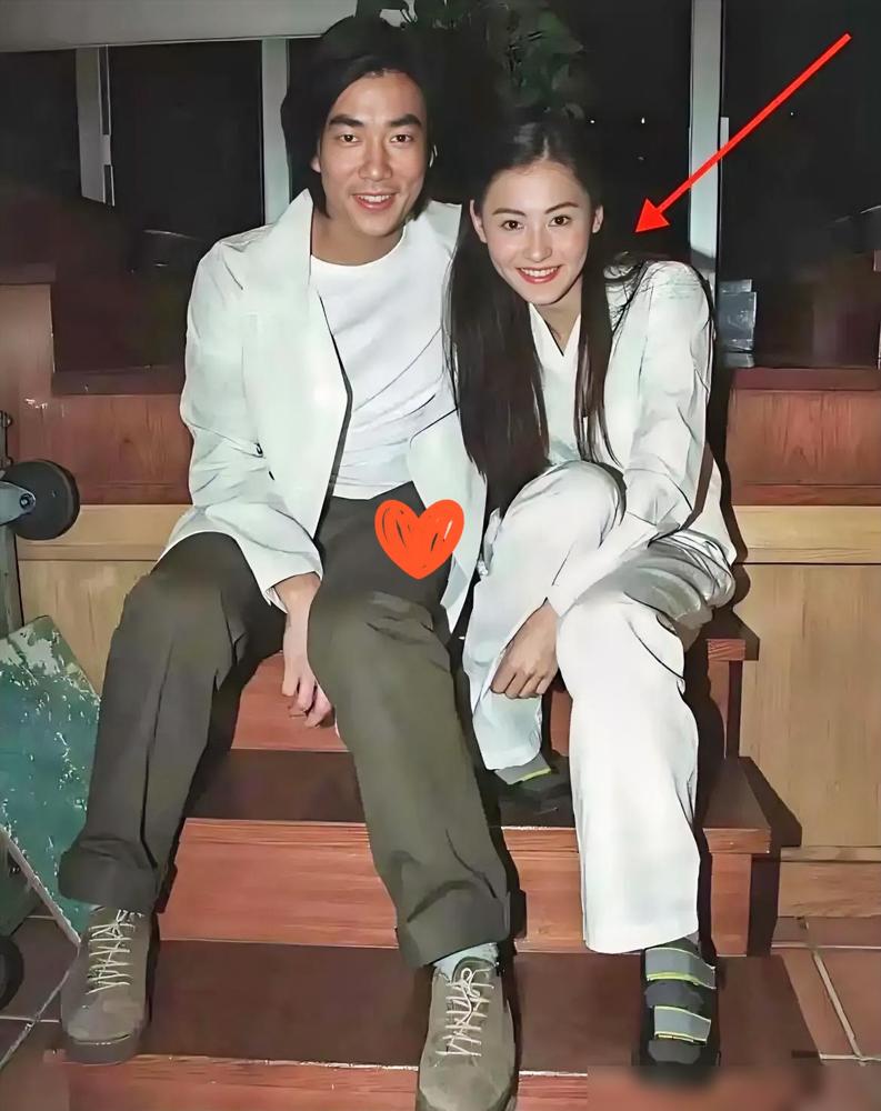 大家都还在扒那个神秘的三胎生父，结果张柏芝直接摊牌了：没那么多弯弯绕，纯粹就是想