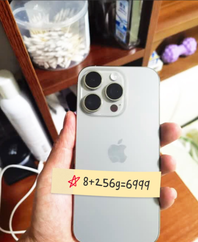 说苹果手机用5年都不会卡的朋友们，大家都不要自己骗自己了。本人手持苹果11，马上