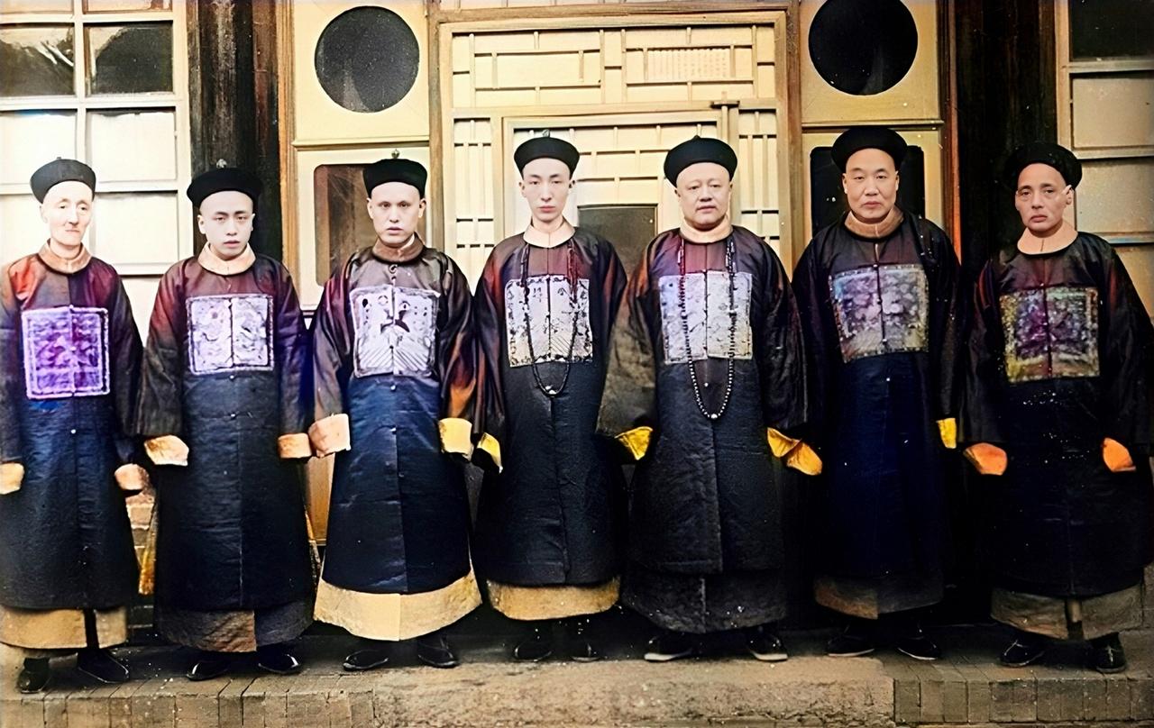 穆彰阿：可以说他奸，但真不能说他贪。道光朝有个不成文的规矩，想在官场混出头，