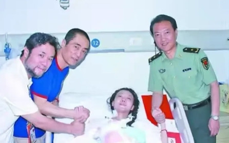 2008年，张艺谋邀请刘岩参加北京奥运会开幕式表演，没有想到彩排的时候，刘岩从高