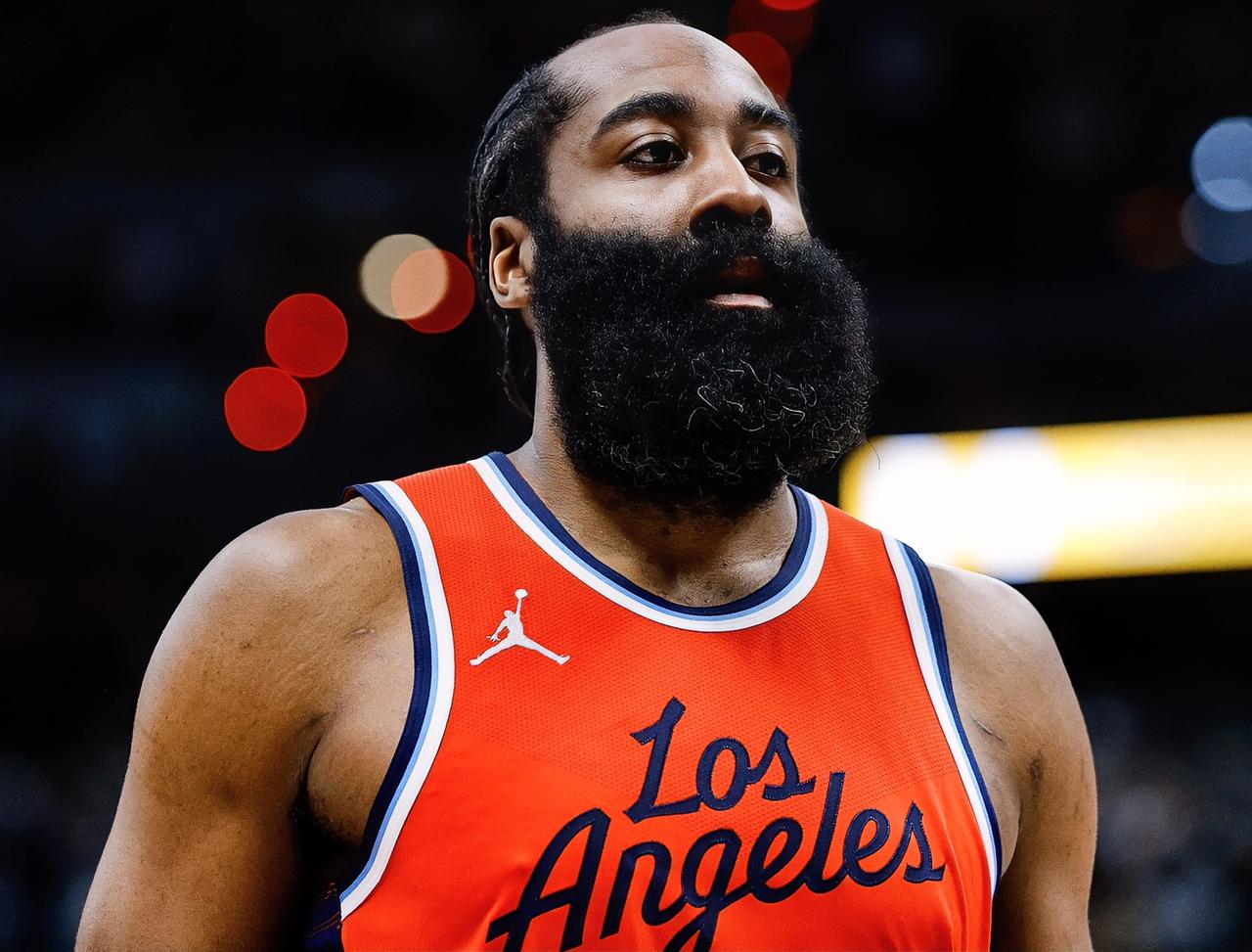 杜兰特：三弟，你这硬是扛着泰伦卢前进啊？哈登：我应该没有多拿一分钱吧？？？杜