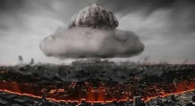 日本挨了第一颗原子弹是准备抵抗的。他们以为美国没有第二颗。在1945年8月6