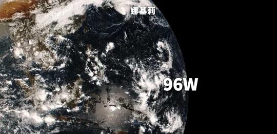 24号台风风神酝酿太平洋深处的台风胚胎96W正在稳步发展，有可能在本周内发展为