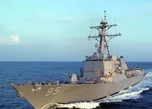 一艘<em>阿利伯克级驱逐舰</em>可以顶三艘055！根据美国最新的公开数据，接下来每艘<em>阿利伯</em>