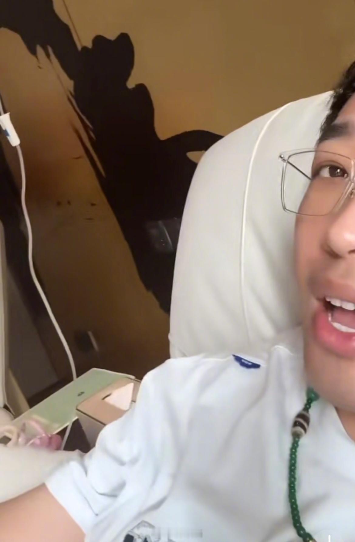 于正气到输液何晟铭气定神闲等下于正看到和白月光挂一起了又要偷笑了、、诡秘这就是