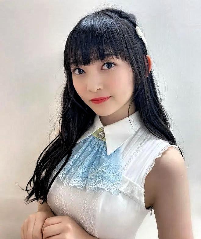 我算是看懵了还真有人这么干的日本有个女团成员叫秋山心响，才20岁，她嫌自