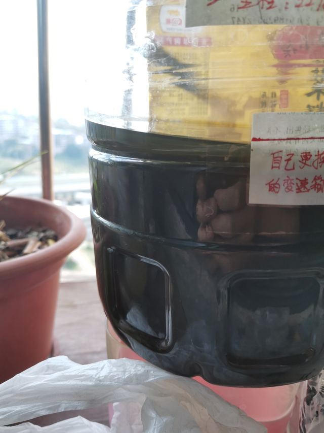 4代帝豪手动变速箱4代帝豪手动变速箱油有自己更换的吗，手册上写的用2L变速箱油