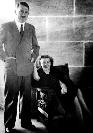 1945年，希特勒自杀身亡之后，却没有留下一个子女，负责解剖的医生说出了他一直掩