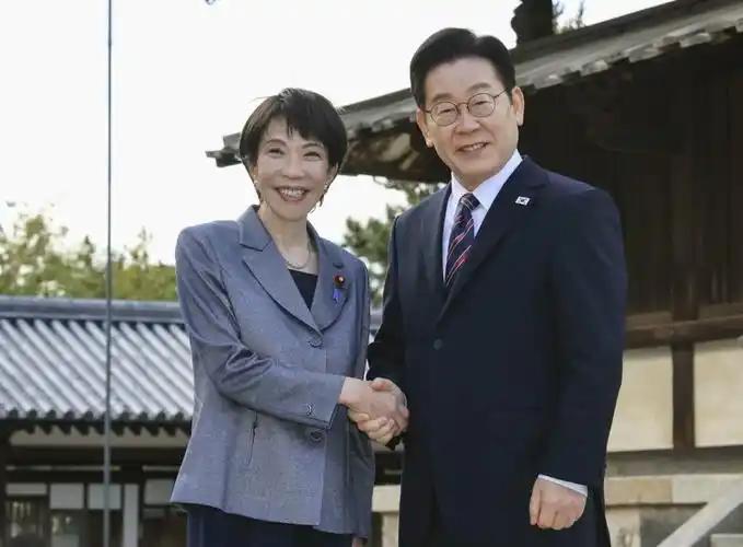 为什么韩国政客中有那么多“精日分子”？因为韩国有句话叫：独立运动人士三代受穷
