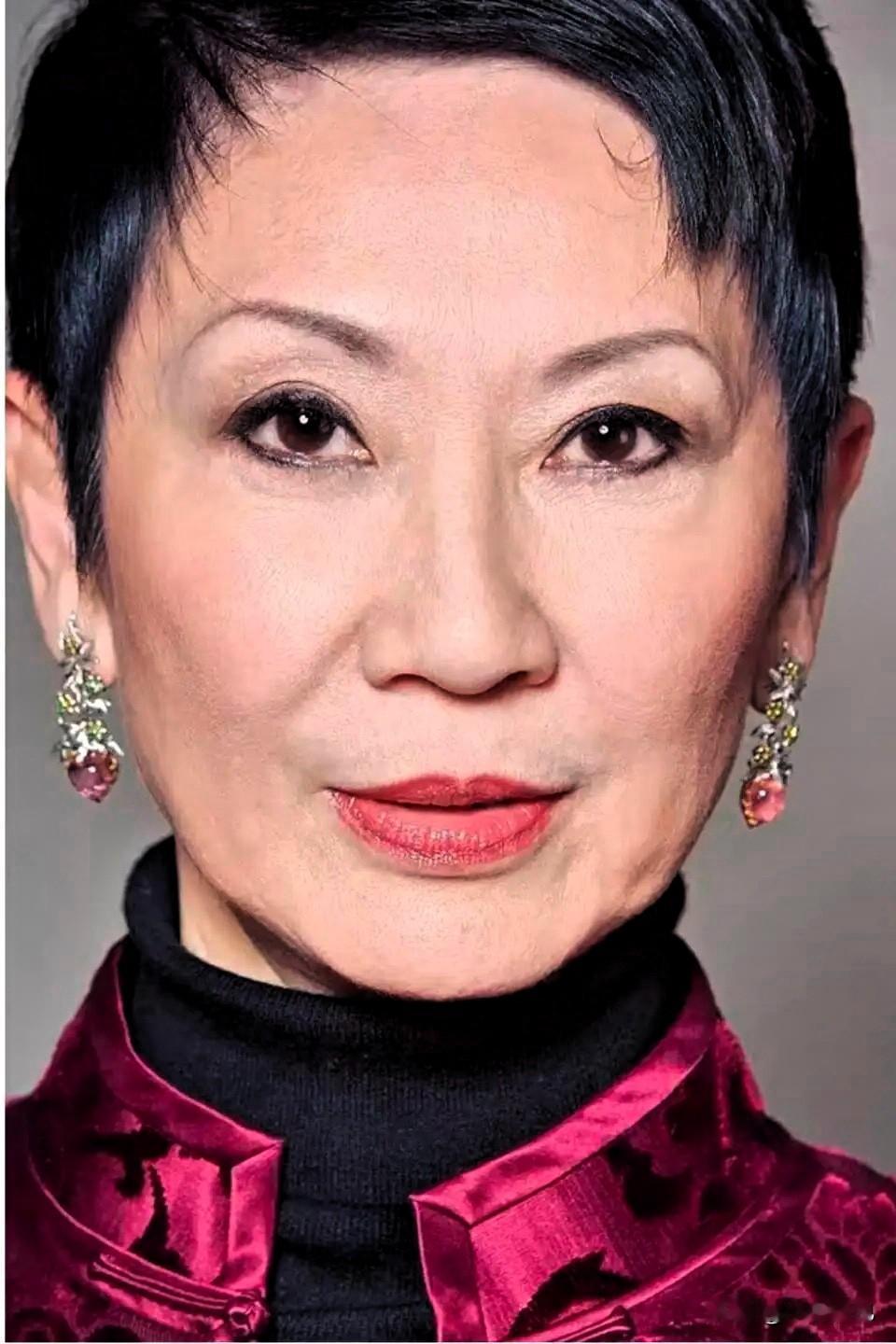 面相真的是个玄学说的一点都不准！施南生的面相，特别符合古书里写的，凡是有阴