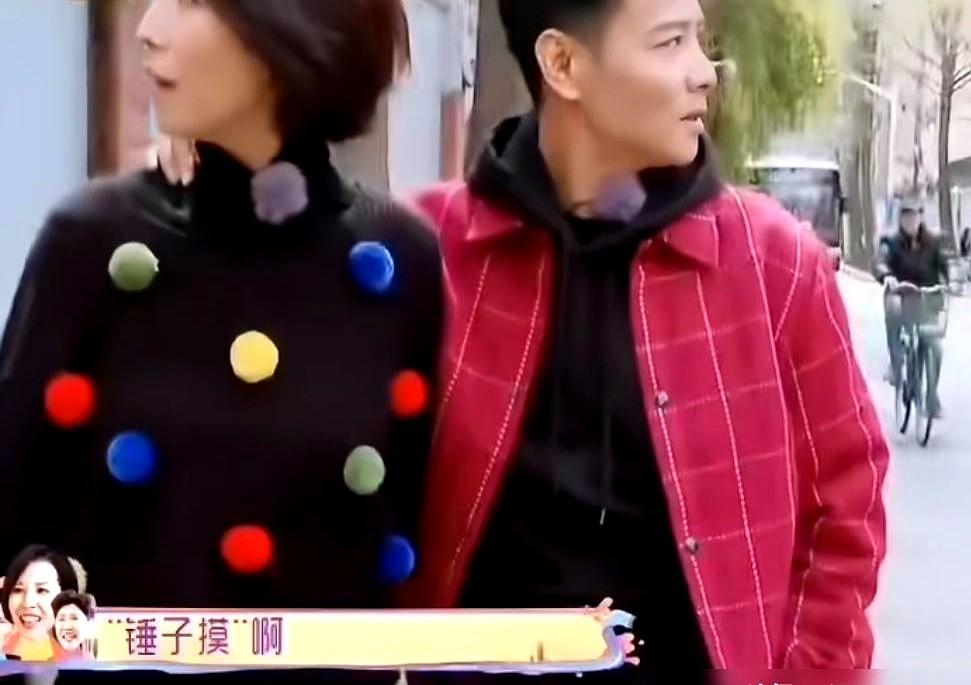 张晋蔡少芬这对，真敢说啊。张晋公开讲“就怕蔡少芬说普通话”，听着是嫌弃，其实