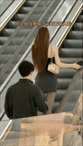 这时候小伙子心里非常地懵逼